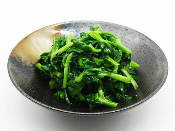 K17 Snow Pea Leaves with Garlic Sauce 蒜茸炒豆苗
